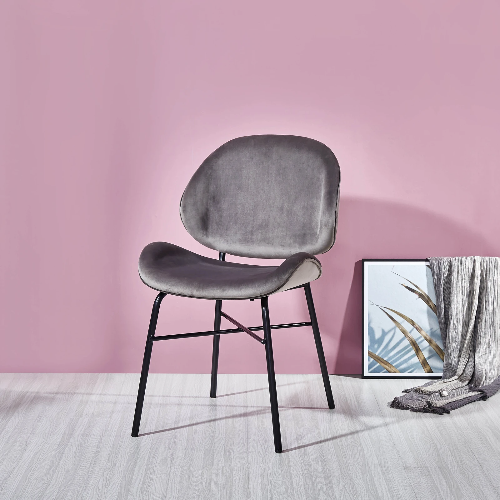 DINING CHAIR